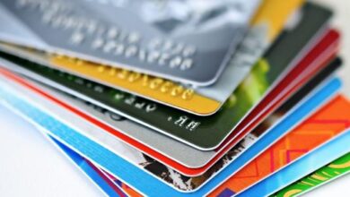 البطاقات الائتمانية