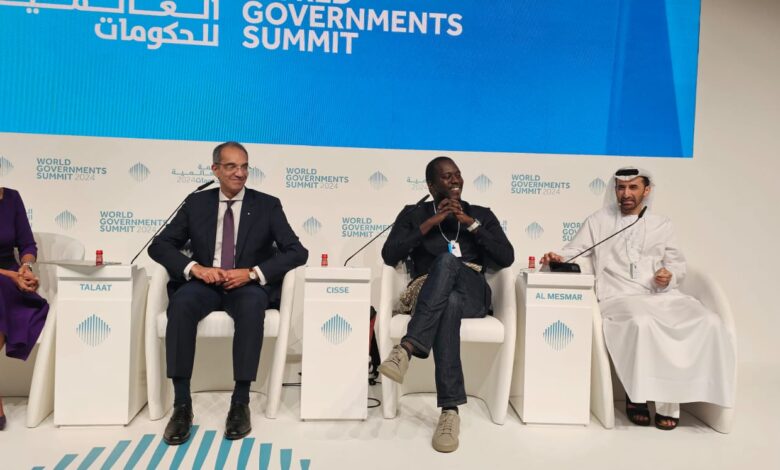 وزير الاتصالات