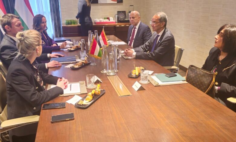 وزير الاتصالات
