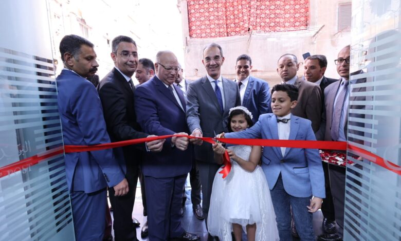 وزير الاتصالات