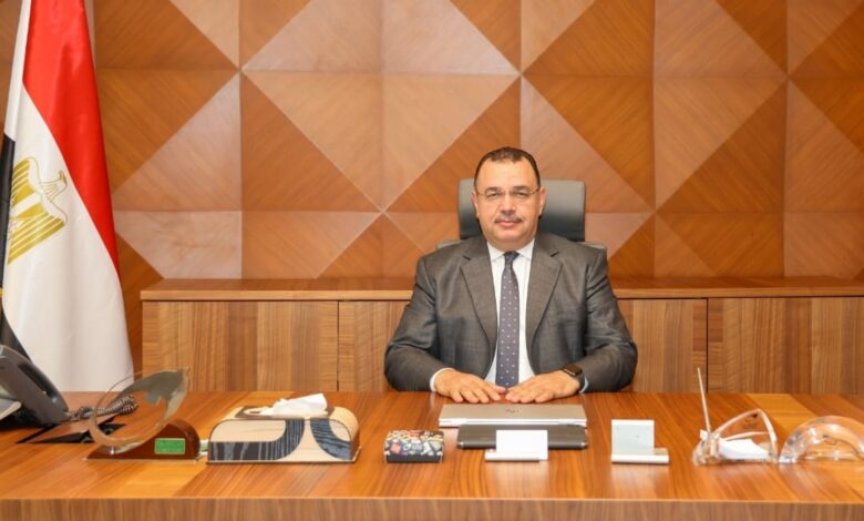 الأستاذ عبده علوان