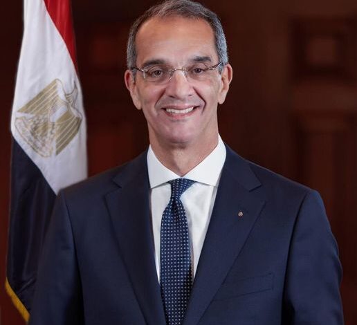 وزير الاتصالات