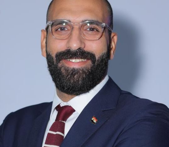 وزير الاتصالات