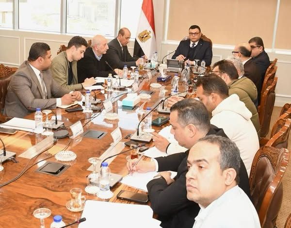 وزير الإسكان