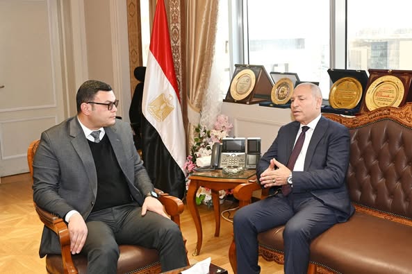 وزير الإسكان