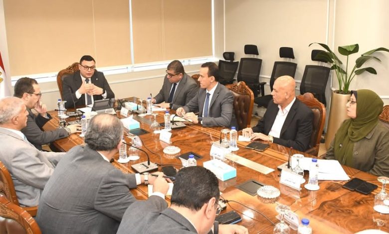 وزير الإسكان