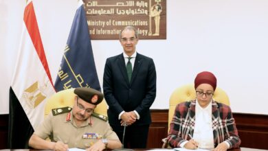 وزير الاتصالات