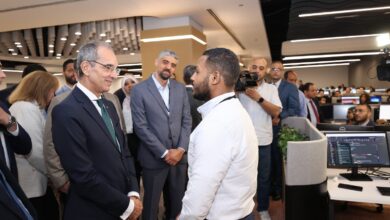وزير الاتصالات