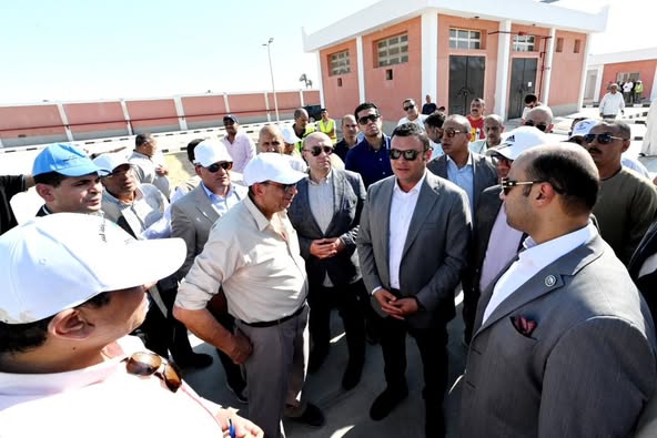 وزير الإسكان