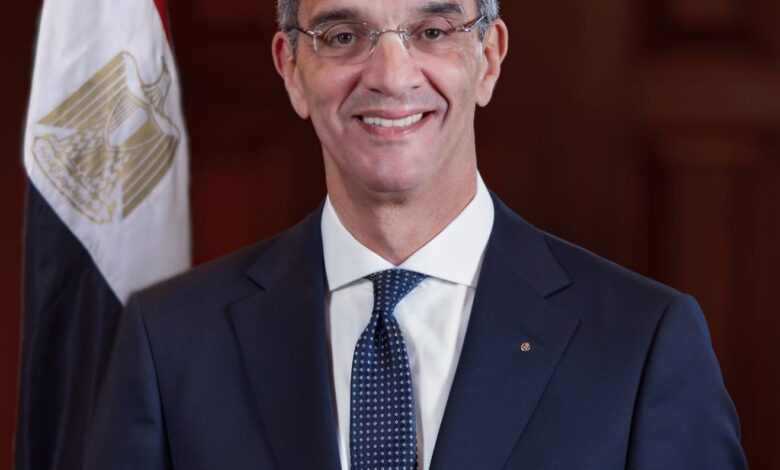 وزير الاتصالات