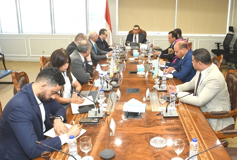 وزير الإسكان