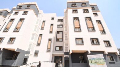 وزير الإسكان