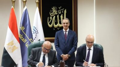 وزير الاتصالات