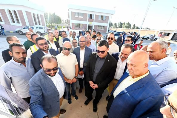 وزير الإسكان