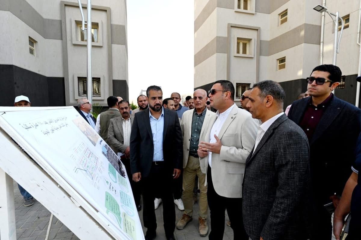 وزير الإسكان