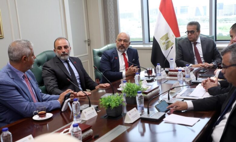 إي آند مصر