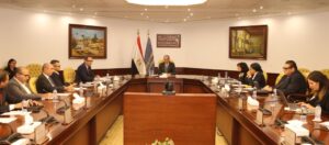 وزير الاتصالات