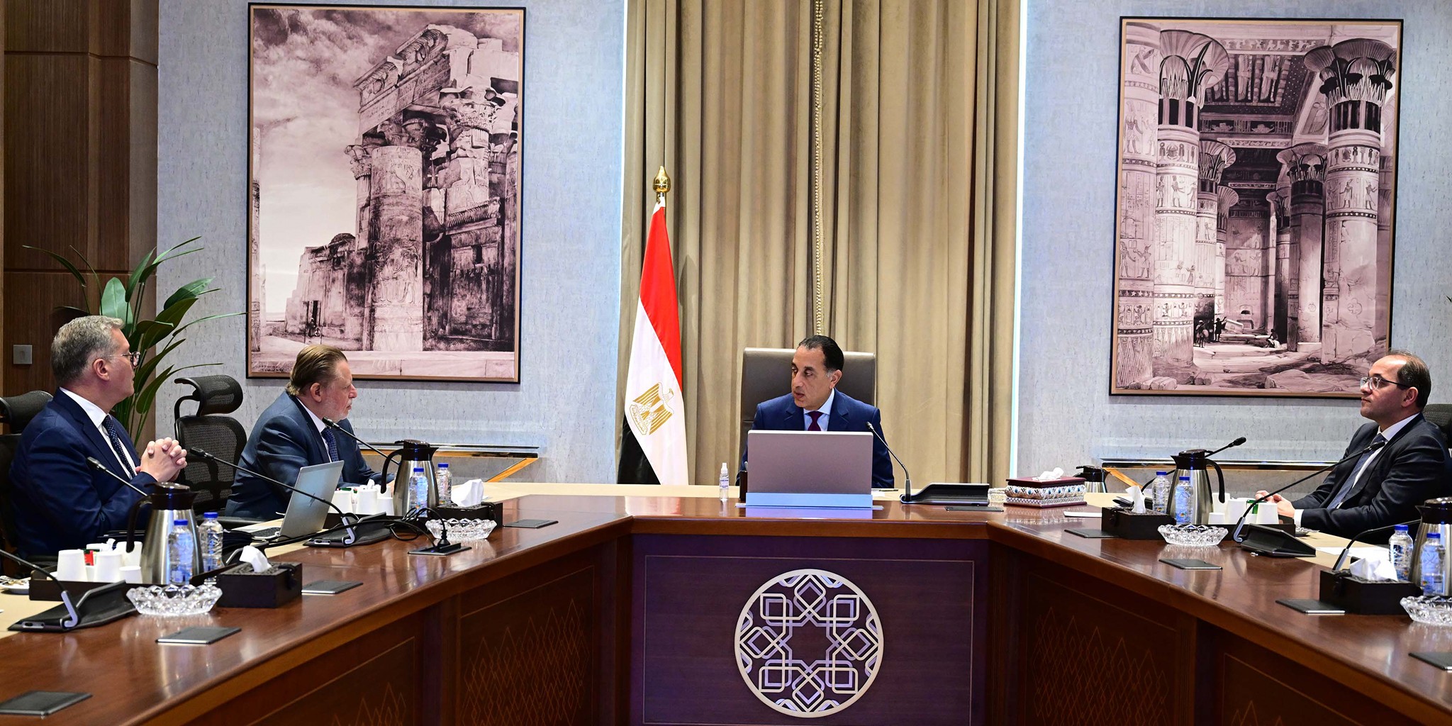 رئيس الوزراء
