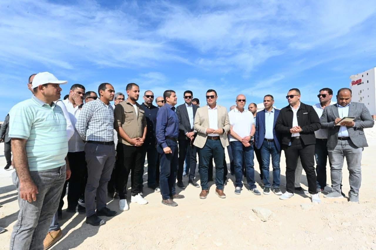 وزير الإسكان
