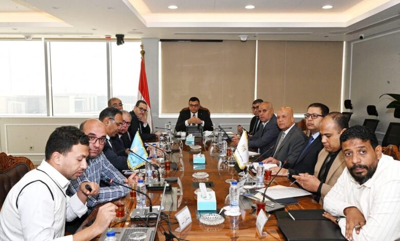 وزير الإسكان