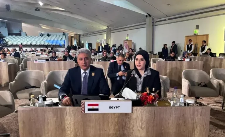 وزير السياحة والآثار