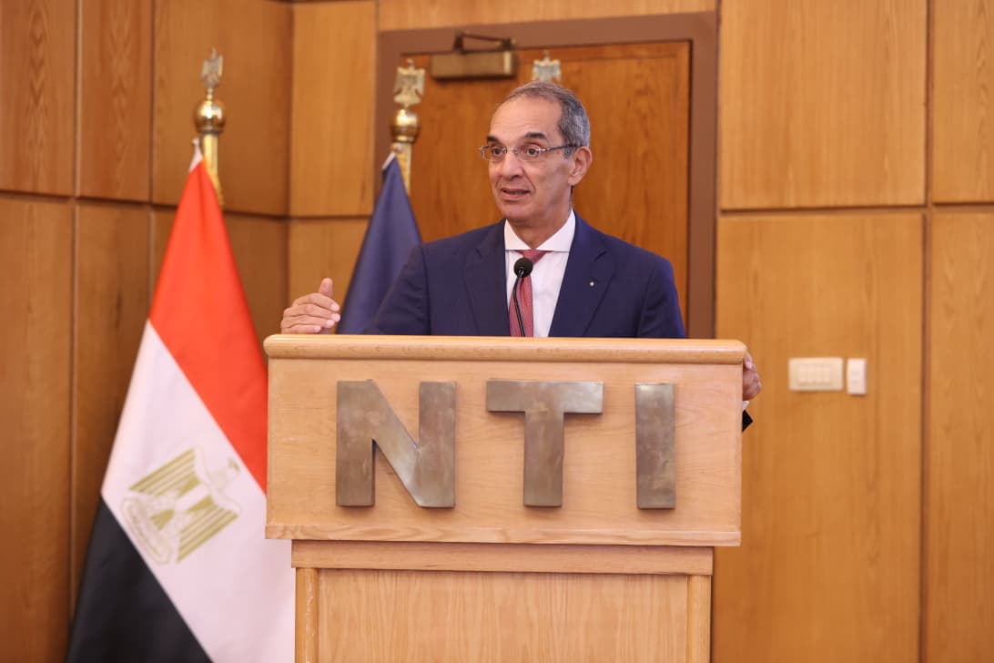  عمرو طلعت