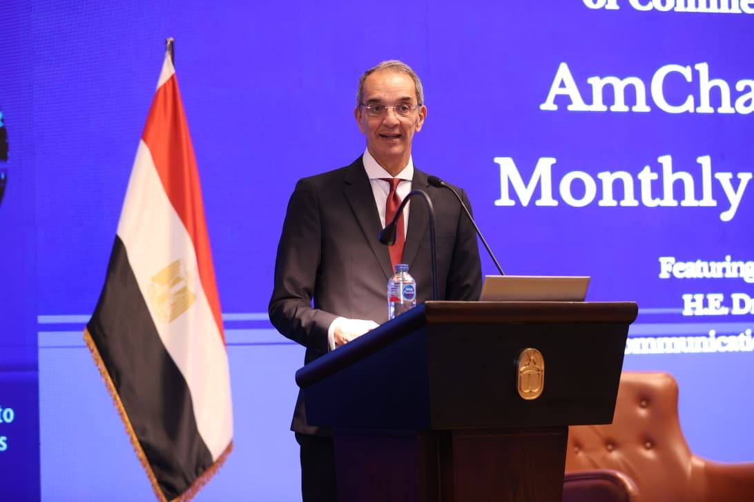وزير الاتصالات