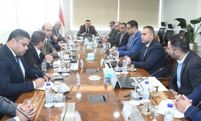 وزير الاسكان