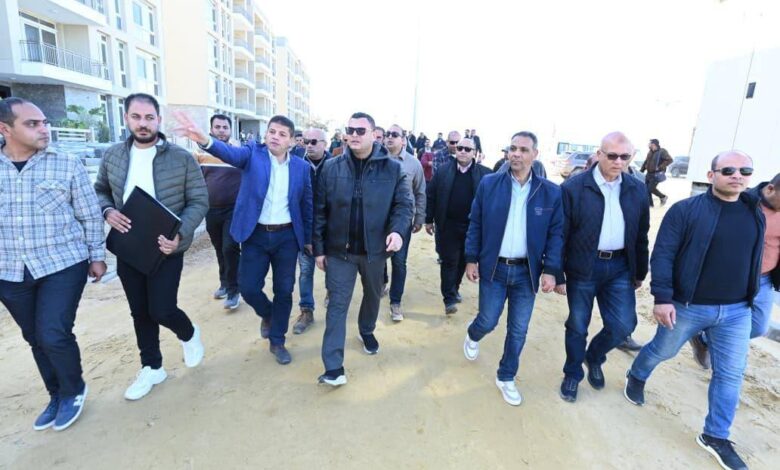 وزير الإسكان