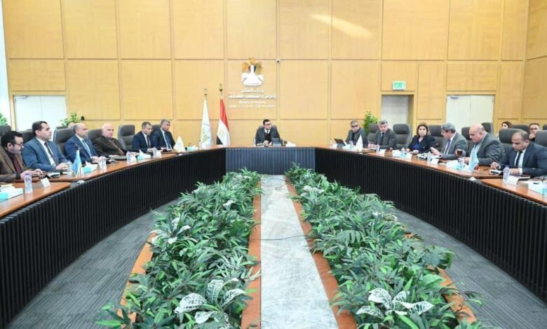 وزير الإسكان