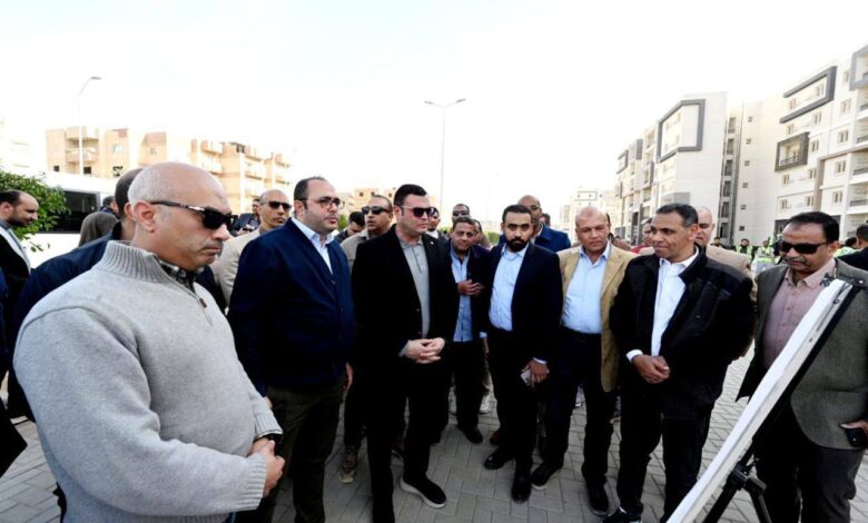 وزير الإسكان