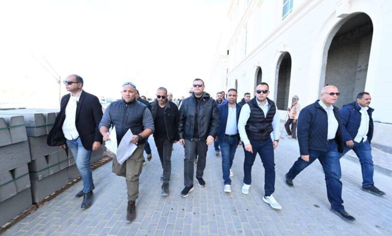 وزير الإسكان