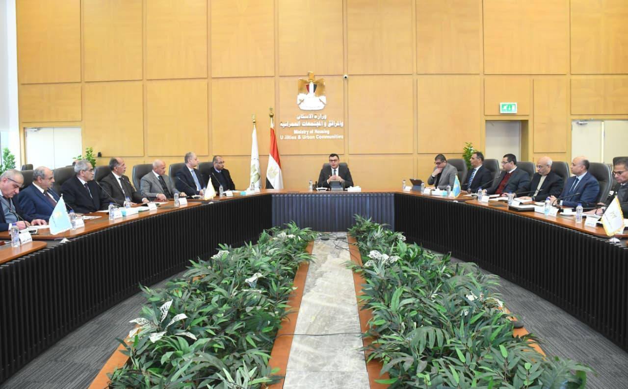 وزير الإسكان