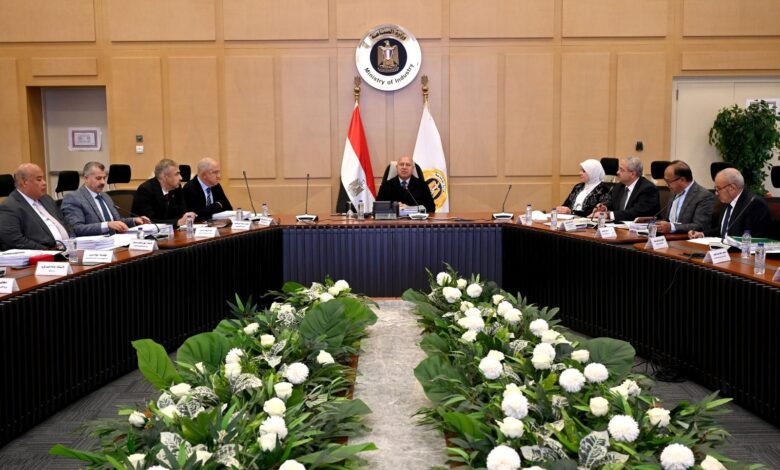 وزير الصناعة