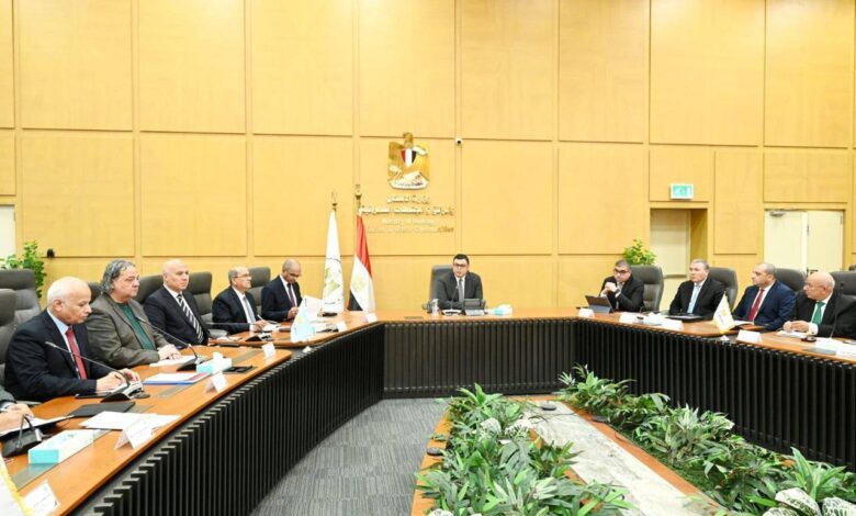 وزير الإسكان