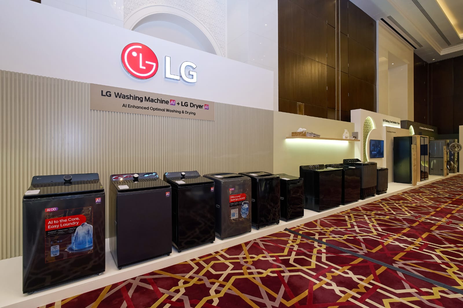 LG