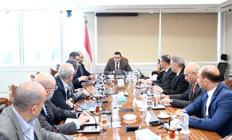 وزير الإسكان
