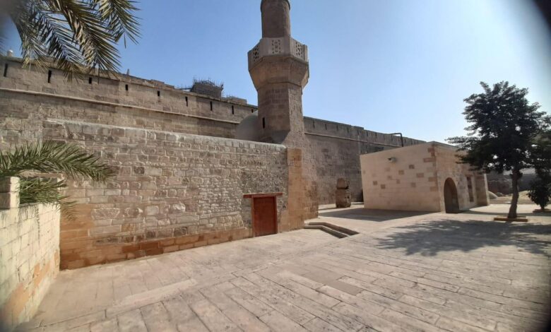 الاثار