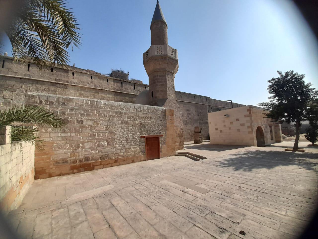 الاثار