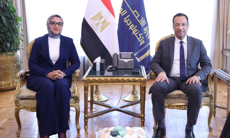 وزير الاتصالات