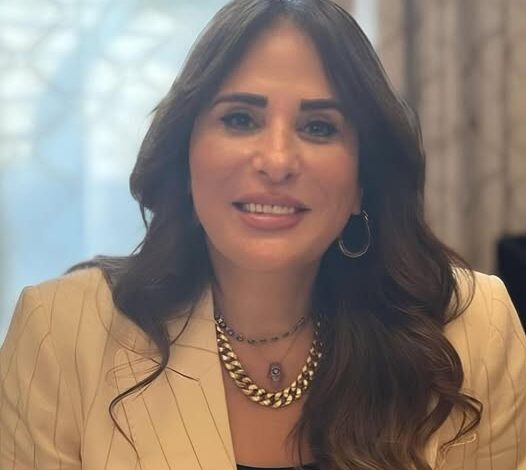 وزيرة الإسكان