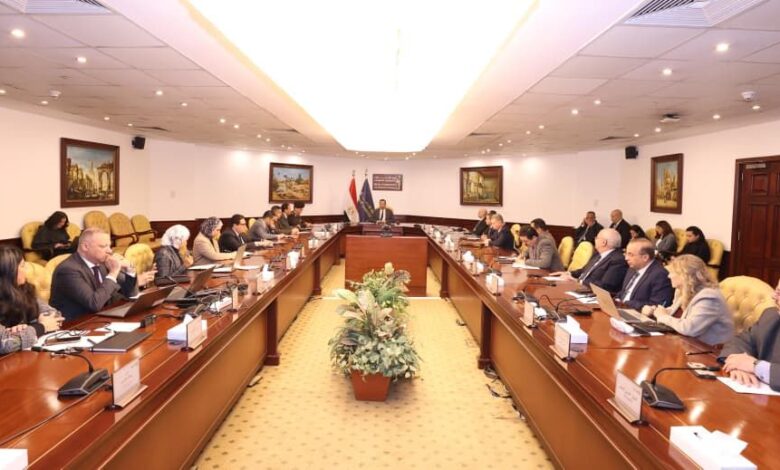 وزير الاتصالات