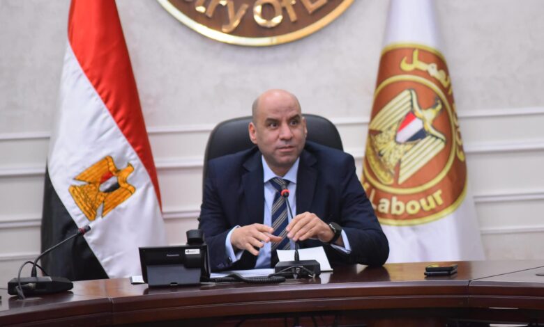 وزير العمل