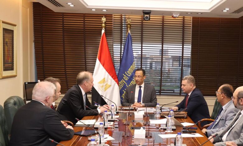وزير الاتصالات