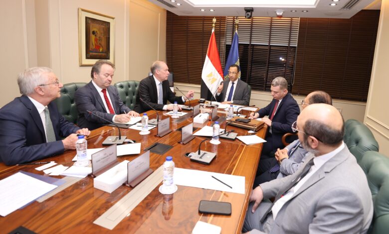 وزير الاتصالات