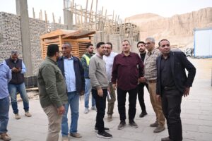 الاثار