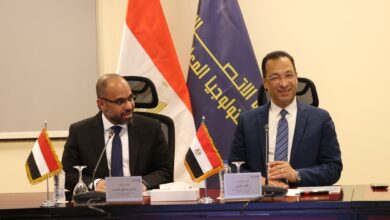 وزير الاتصالات