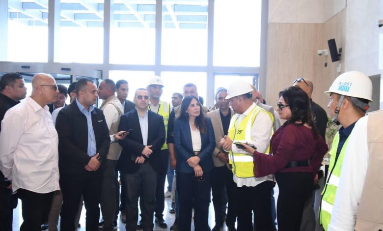 وزيرة الإسكان