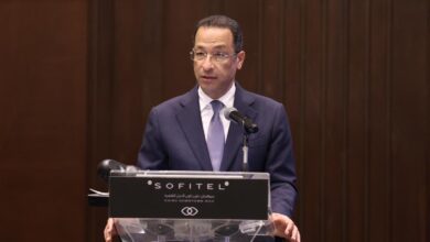 وزير الاتصالات