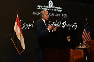 وزير السياحة